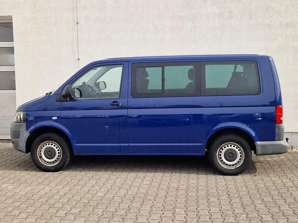 Gebraucht VW Caravelle 140 PS (102 kW) 2011 Blau Van