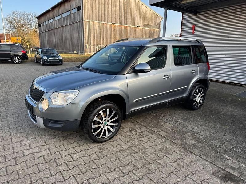 Gebraucht Skoda Yeti Ambition 105 PS (77 kW) 2012 Grau SUV
