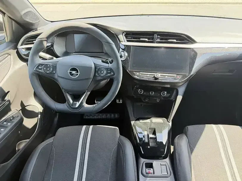 Gebraucht Opel Corsa 101 PS (74 kW) 2025 Schwarz Kleinwagen