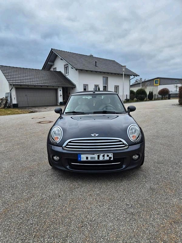 Gebraucht Mini Cooper Cabriolet 122 PS (89 kW) 2012 Grau Cabrio