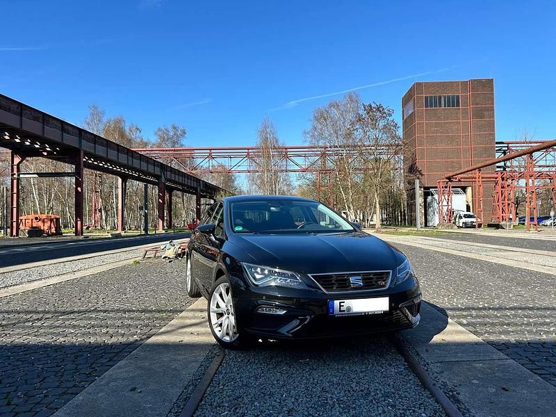 Gebraucht Seat Leon FR 131 PS (96 kW) 2018 Schwarz Limousine