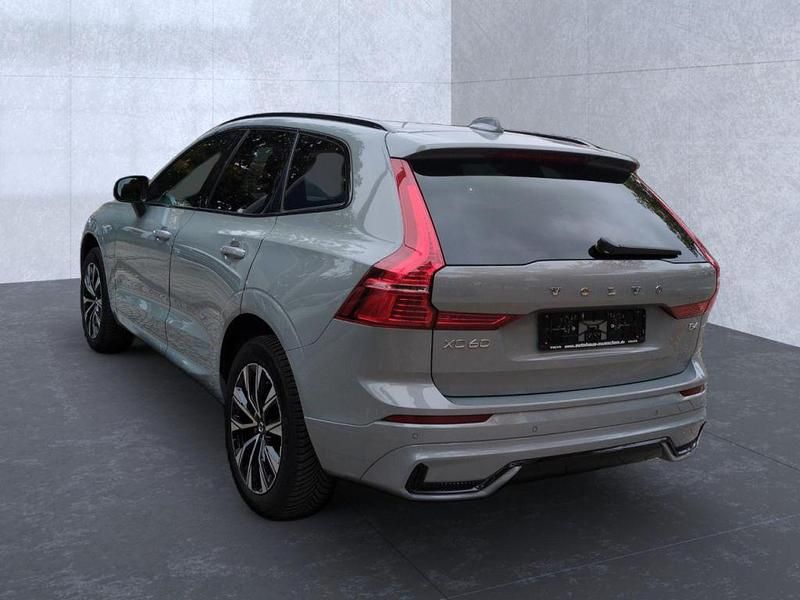 Gebraucht Volvo XC60 Plus 197 PS (144 kW) 2024 Vapour grey / (metallic) SUV