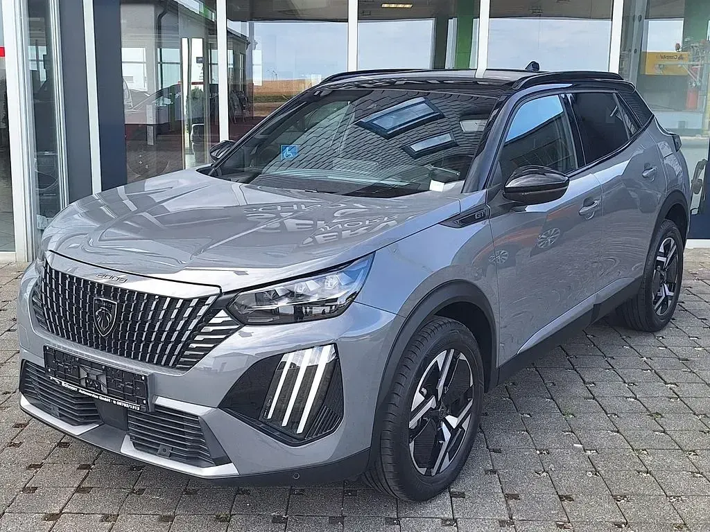 Gebraucht Peugeot 2008 GT 131 PS (96 kW) 2024 Grau SUV