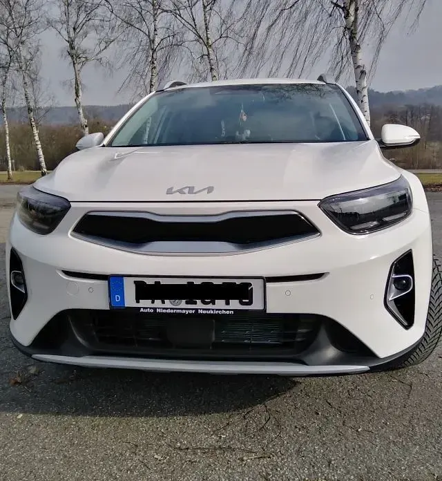 Gebraucht Kia Stonic Exclusive 84 PS (61 kW) 2024 Weiß SUV