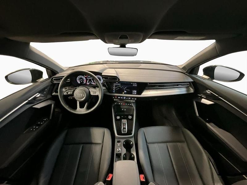 Gebraucht Audi A3 Advanced 116 PS (85 kW) 2024 Grau Limousine