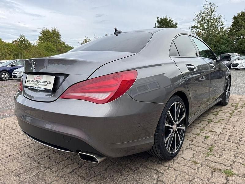 Gebraucht Mercedes CLA180 122 PS (89 kW) 2013 Grau Limousine