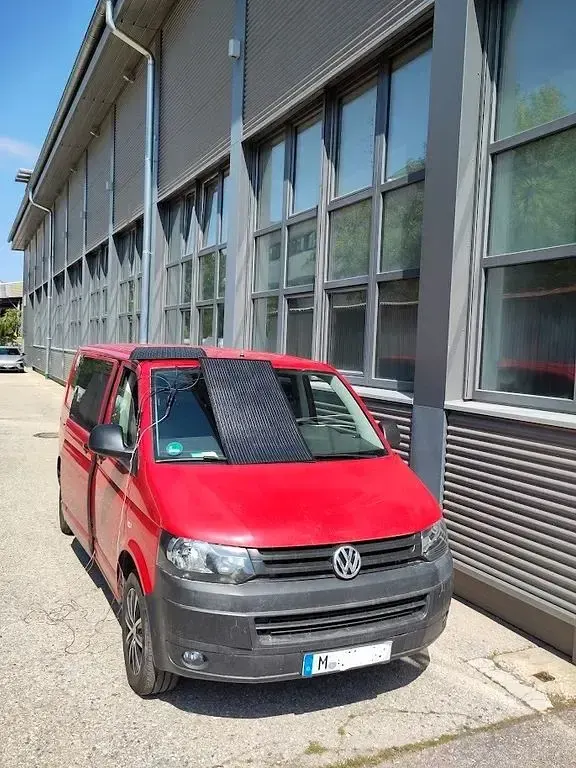 Gebraucht VW Caravelle 140 PS (102 kW) 2014 Rot Van