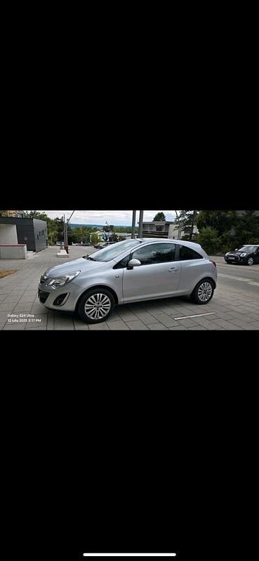 Silber Gebraucht 2011 Opel Corsa Kleinwagen | 3.200 € (Fairer Preis) - Bild 1/4