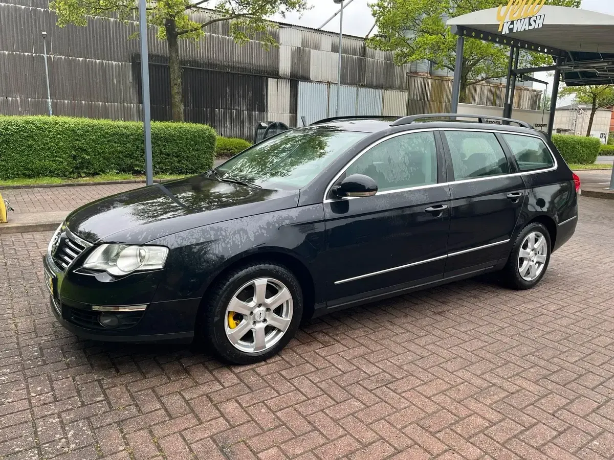 Gebraucht VW Passat 140 PS (102 kW) 2006 Schwarz Kombi