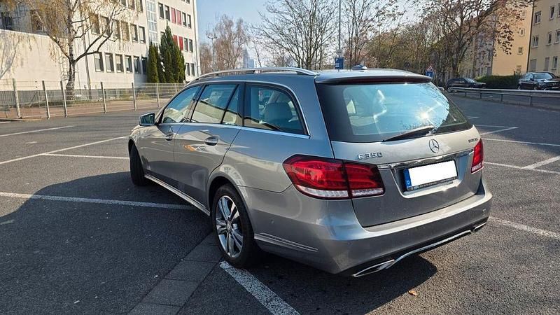 Gebraucht Mercedes E350 Avantgarde 252 PS (185 kW) 2013 Silber Limousine