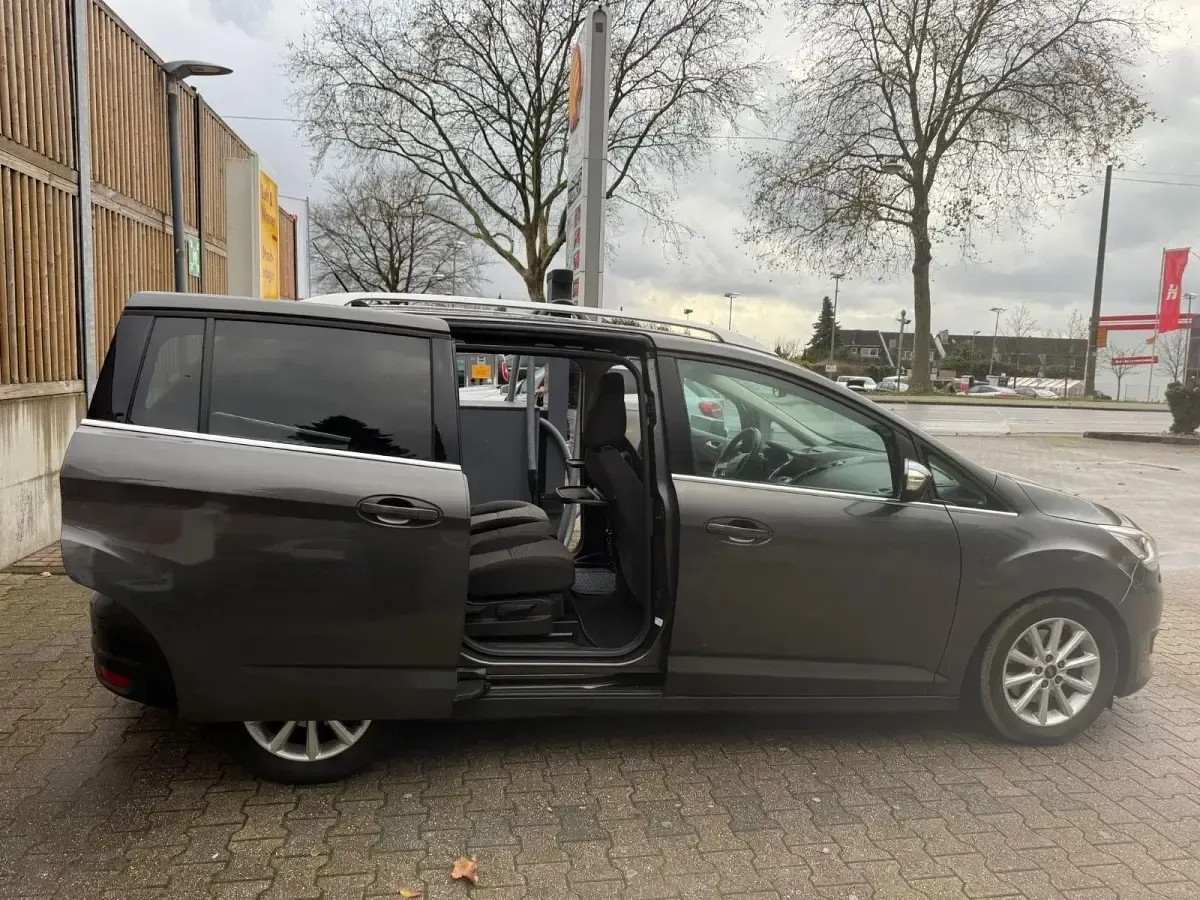 Gebraucht Ford C-MAX Titanium 150 PS (110 kW) 2016 Grau Van / Kleinbus