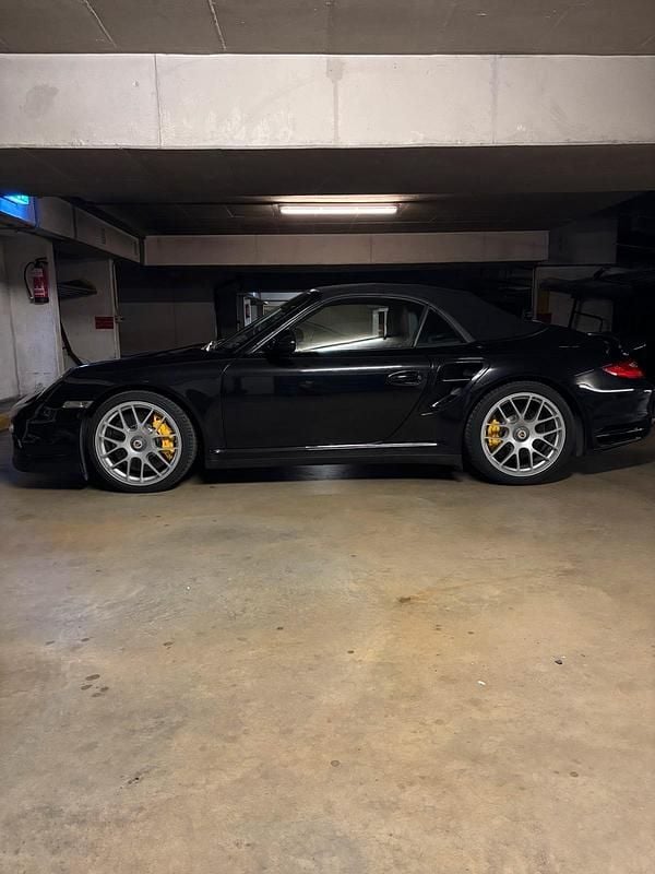 Schwarz Gebraucht 2011 Porsche 911 Turbo S Cabriolet Cabrio | 97.500 € - Bild 1/4