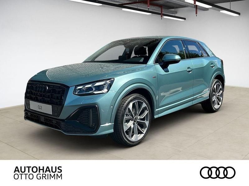 Neu Audi Q2 S-Line 150 PS (110 kW) 2025 Individuallackierungen audi e SUV