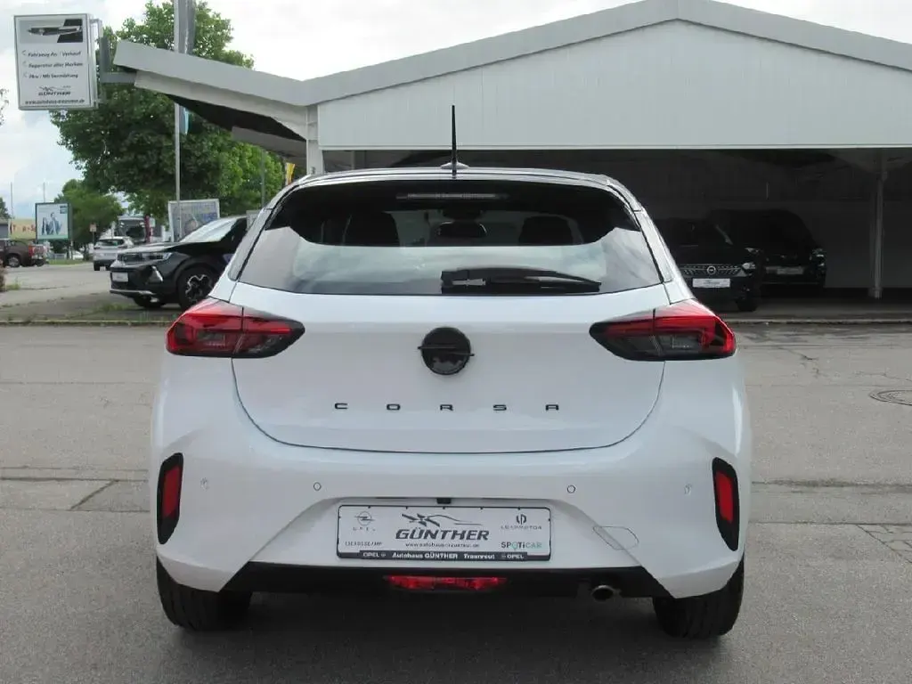 Gebraucht Opel Corsa 101 PS (74 kW) 2024 Weiß Kleinwagen