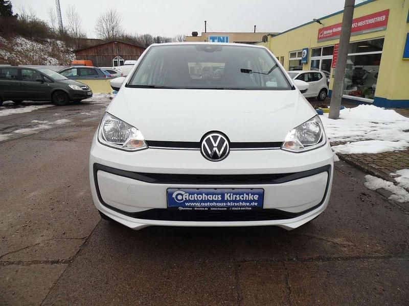 Gebraucht VW up! 65 PS (47 kW) 2021 Weiß Kleinwagen