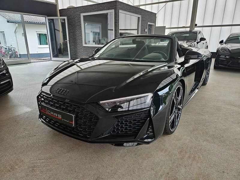 Mythosschwarz Gebraucht 2023 Audi R8 Spyder Performance Cabrio | 142.800 € - Bild 1/4