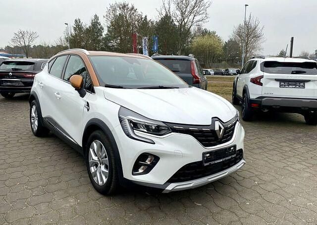 Perlmuttweiß, orange Gebraucht 2021 Renault Captur Intens SUV | 18.500 € (Fairer Preis) - Bild 1/2