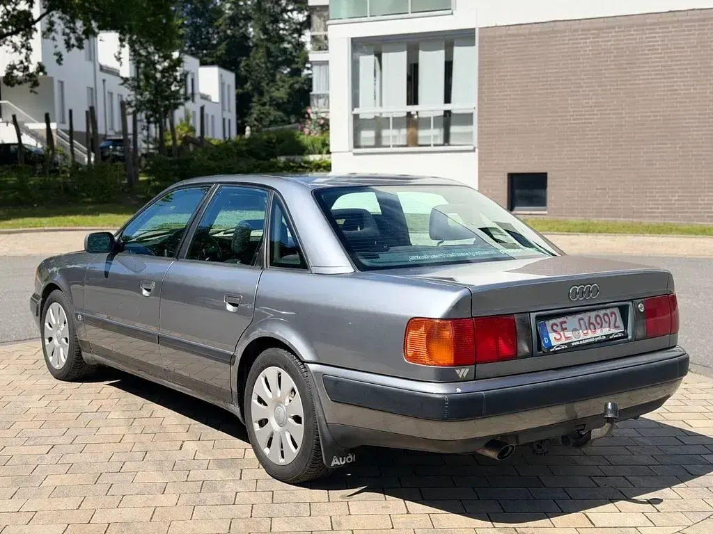 Gebraucht Audi 100 116 PS (85 kW) 1993 Grau Limousine