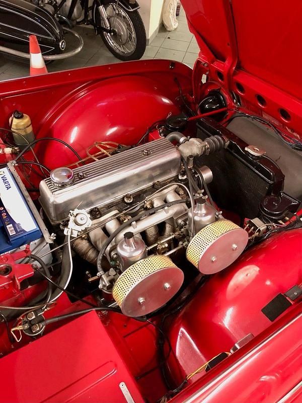Gebraucht Triumph TR4 101 PS (74 kW) 1967 Rot Cabrio