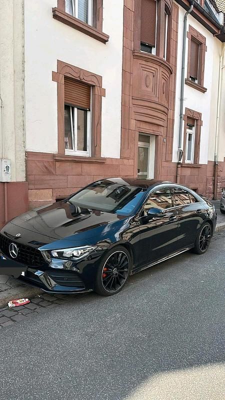 Gebraucht Mercedes CLA220 AMG line 190 PS (139 kW) 2020 Schwarz Limousine