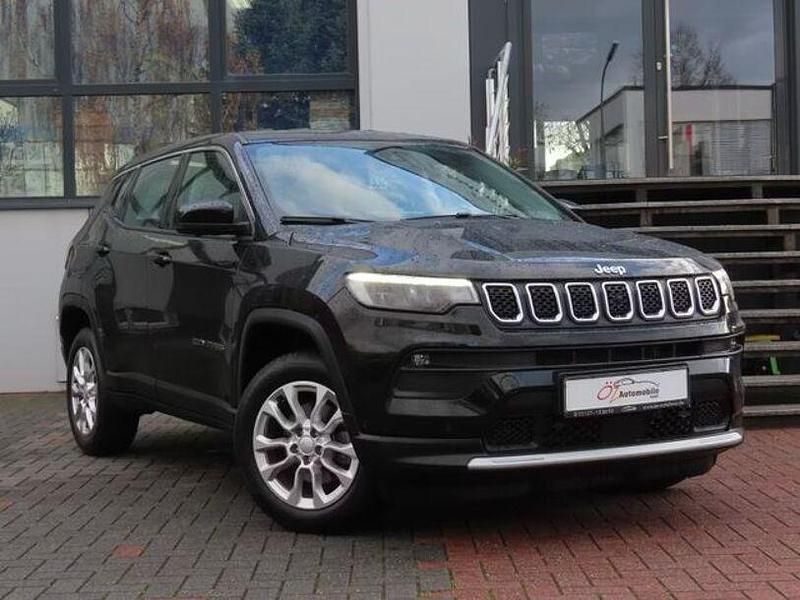 Gebraucht Jeep Compass 131 PS (96 kW) 2024 Solid black SUV