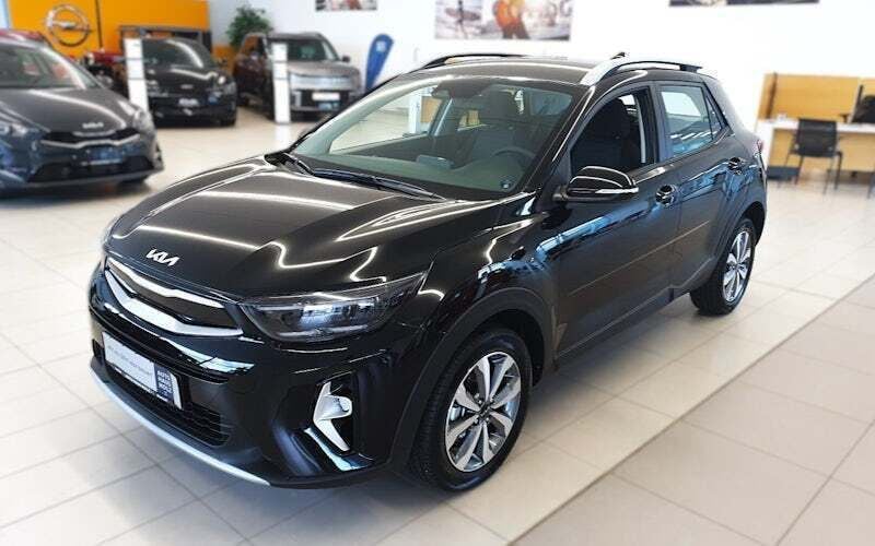 Schwarz Neu 2024 Kia Stonic Vision SUV | 22.450 € (Fairer Preis) - Bild 1/4