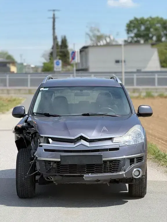 Gebraucht Citroën C-Crosser Exclusive 170 PS (125 kW) 2009 Violett SUV