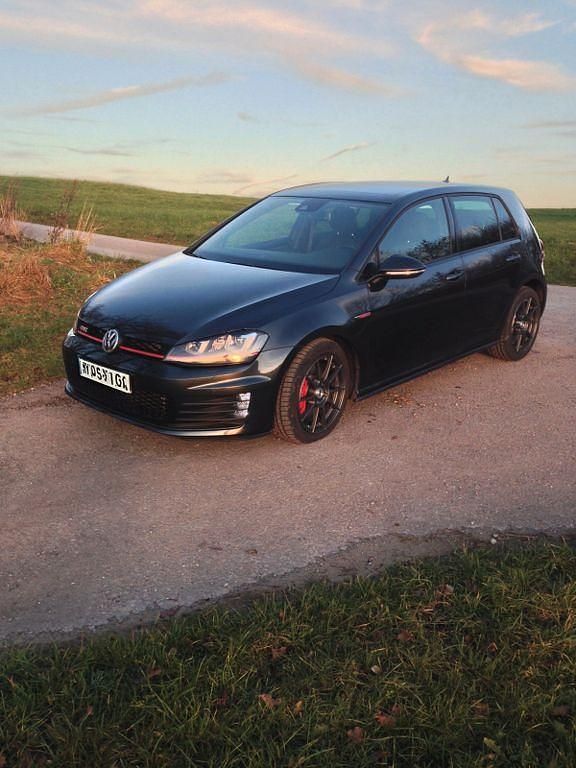 Grau Gebraucht 2014 VW Golf VII GTI Limousine | 16.950 € (Fairer Preis) - Bild 1/1