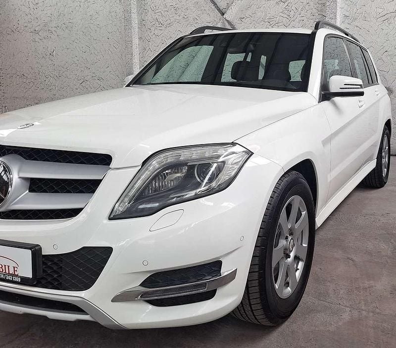 Polarweiss Gebraucht 2014 Mercedes GLK220 SUV | 14.450 € (Guter Preis) - Bild 1/4