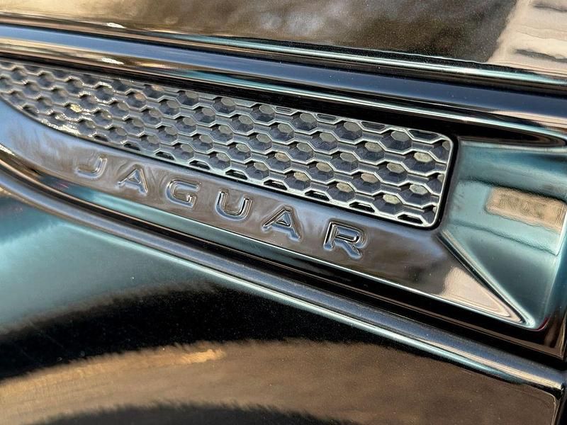 Gebraucht Jaguar E-Pace SE 179 PS (131 kW) 2018 Schwarz SUV