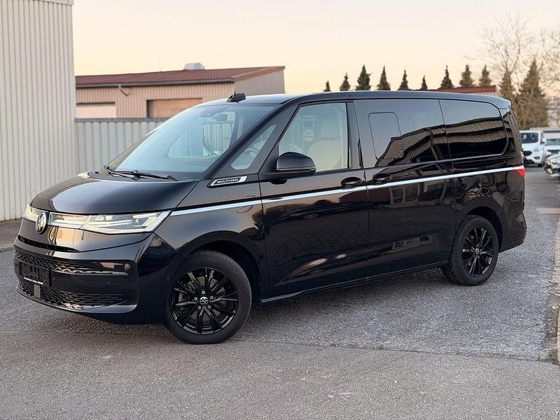 Usata VW Multivan 150 CV (110 kW) 2024 Nero Monovolume