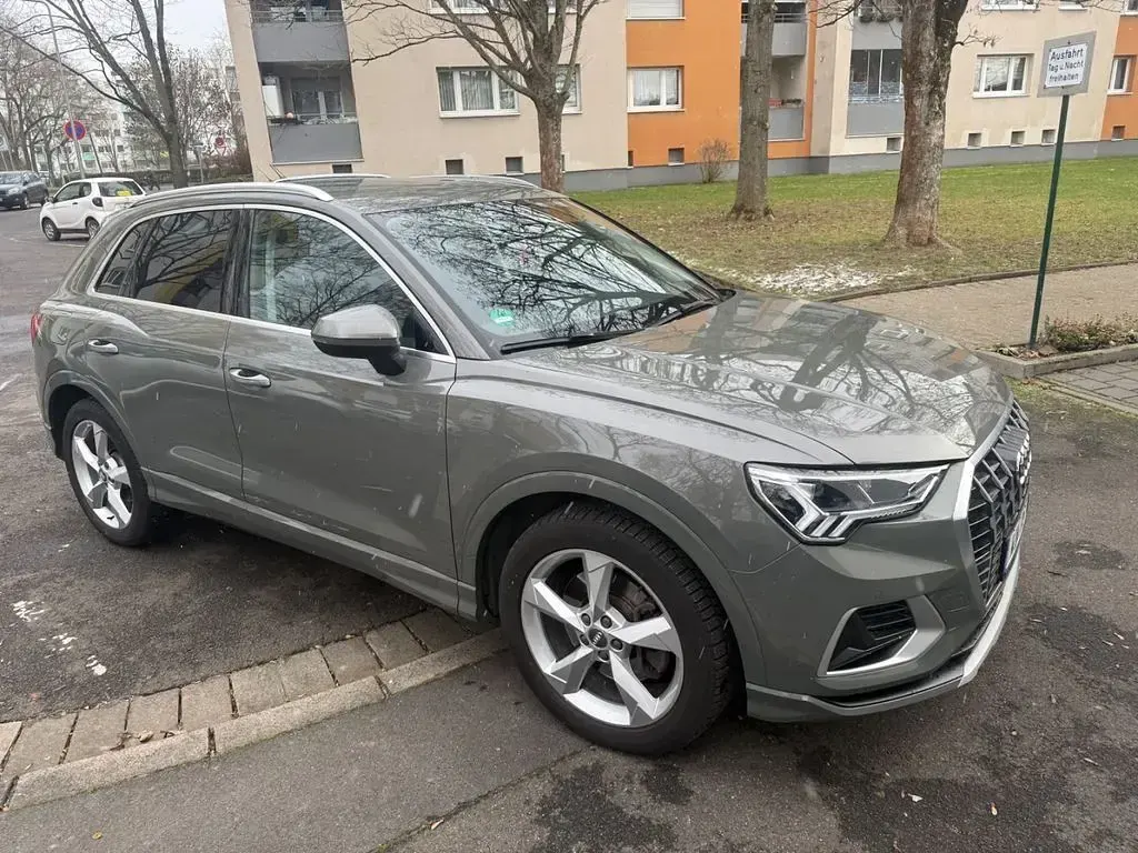 Gebraucht Audi Q3 190 PS (139 kW) 2019 Grau SUV