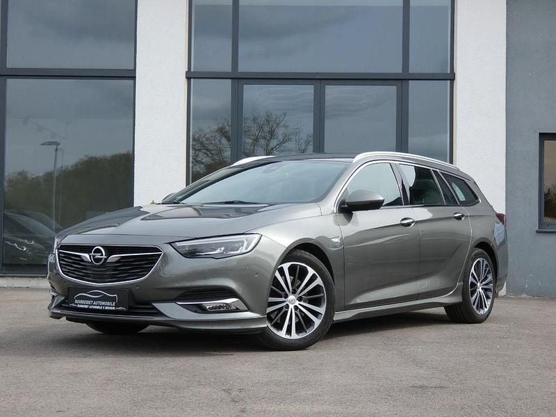 Usado Opel Insignia OPC 209 HP (153 kW) 2019 Cinzento Carrinha