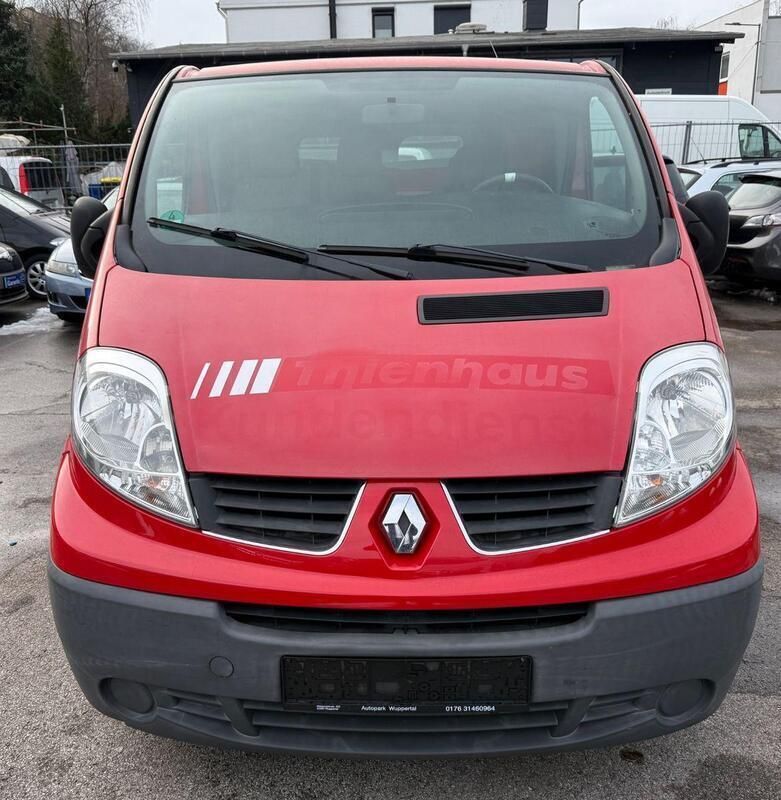 Rot Gebraucht 2010 Renault Trafic Van | 6.299 € (Fairer Preis) - Bild 1/4