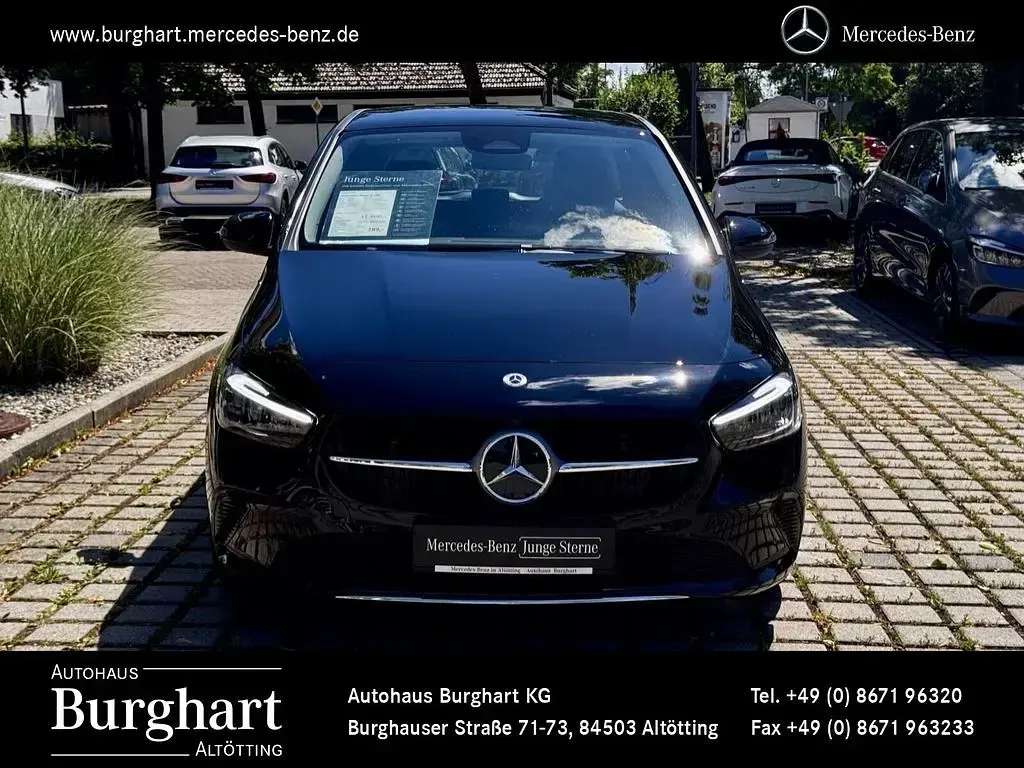Gebraucht Mercedes B200 Advanced 163 PS (119 kW) 2025 Unilack nachtschwarz Kleinwagen