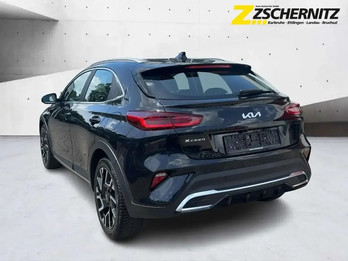 Gebraucht Kia XCeed Vision 140 PS (102 kW) 2025 (1k) zilinaschwarz met. SUV