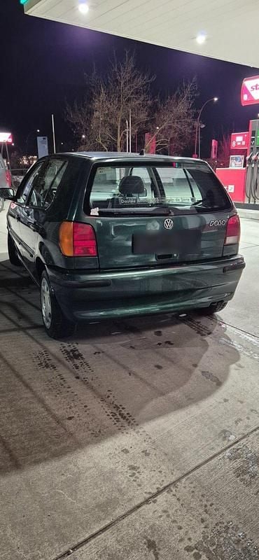Gebraucht VW Polo 60 PS (44 kW) 1998 Grün Kleinwagen