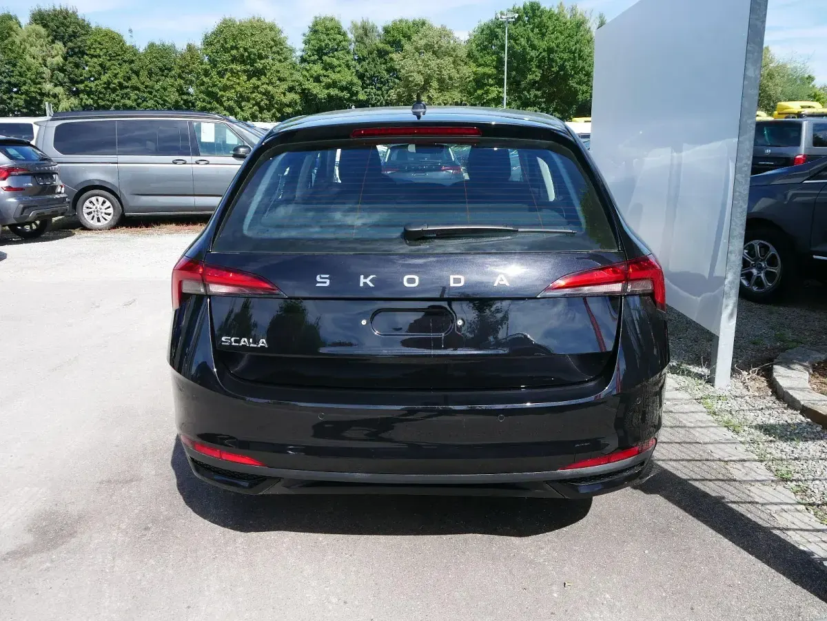 Nowe Skoda Scala Selection 2025 Czarny Hatchback