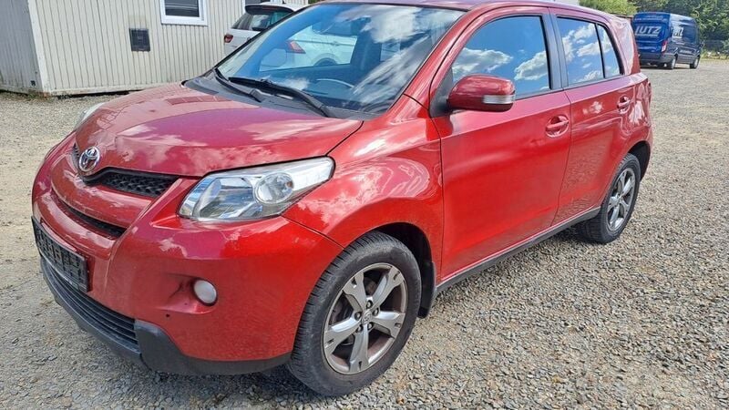 Rot Gebraucht 2009 Toyota Urban Cruiser SUV | 3.800 € (Guter Preis) - Bild 1/4