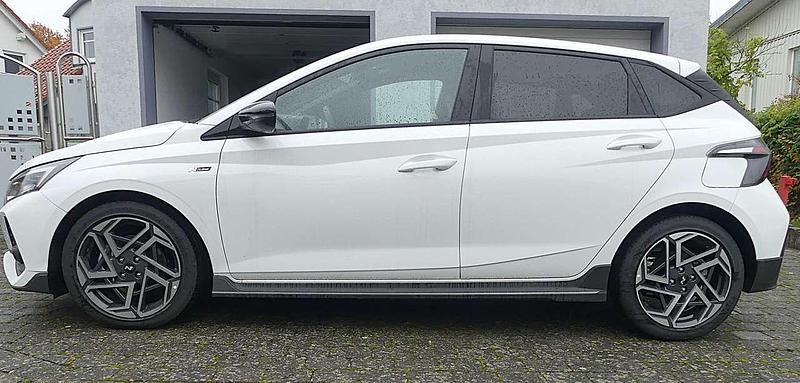 Neu Hyundai i20 N Line 101 PS (74 kW) 2025 Atlas white Kleinwagen