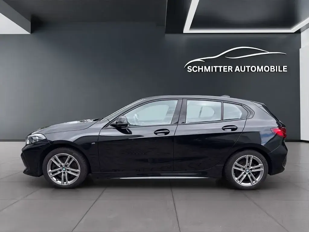 Gebraucht BMW 120 M Sport 190 PS (139 kW) 2023 Schwarz Limousine