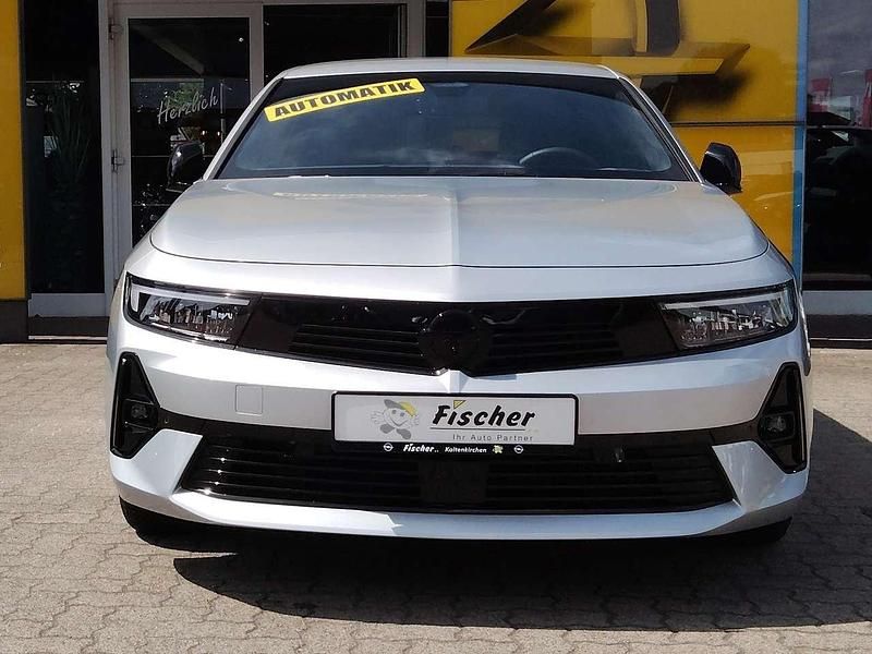 Gebraucht Opel Astra 131 PS (96 kW) 2024 Kristall silber (metallic) Kombi