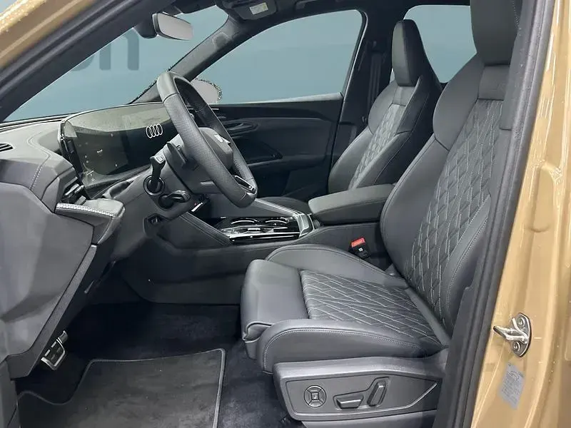 Gebraucht Audi SQ5 Sportback 367 PS (269 kW) 2025 Gold SUV