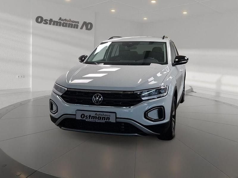 Weiß (pure white) Gebraucht 2025 VW T-Roc Goal SUV | 23.440 € (Fairer Preis) - Bild 1/4