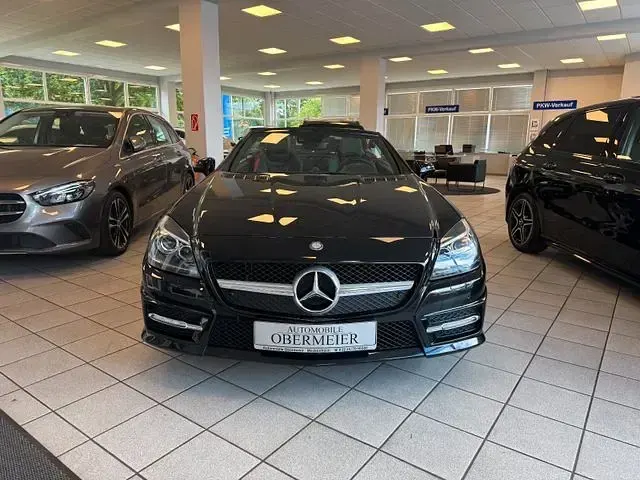 Gebraucht Mercedes SLK200 AMG 184 PS (135 kW) 2011 Schwarz Cabrio