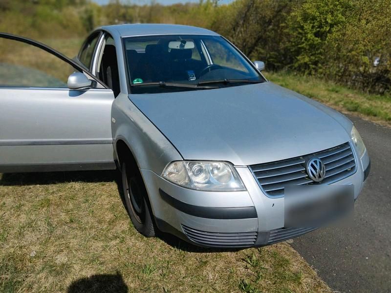 Occasion VW Passat Trendline 130 ch (95 kW) 2002 Argent Berline