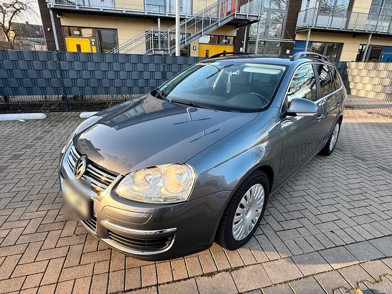 Gebraucht VW Golf V 140 PS (102 kW) 2008 Grau Kombi