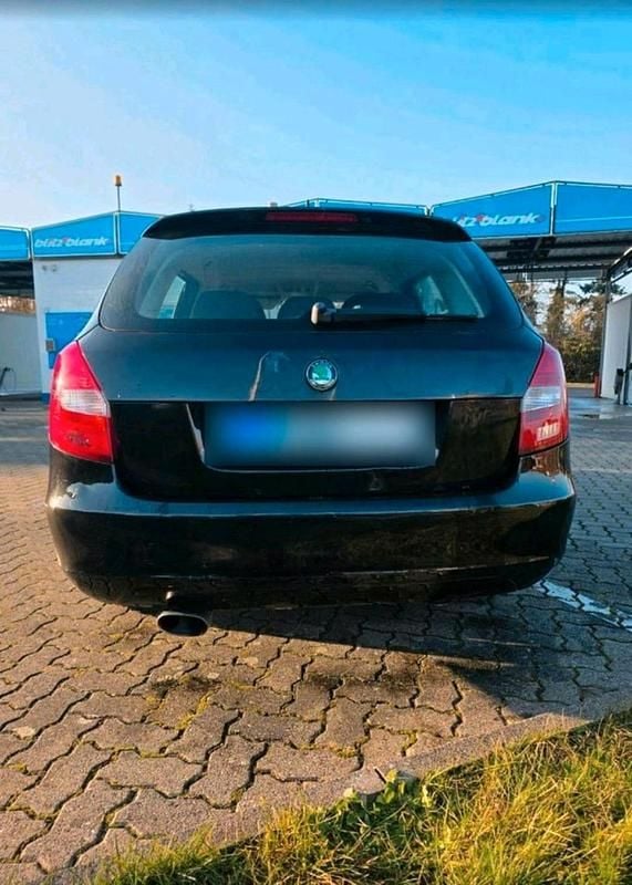 Second-hand Skoda Fabia 69 CP (50 kW) 2009 Negru Break