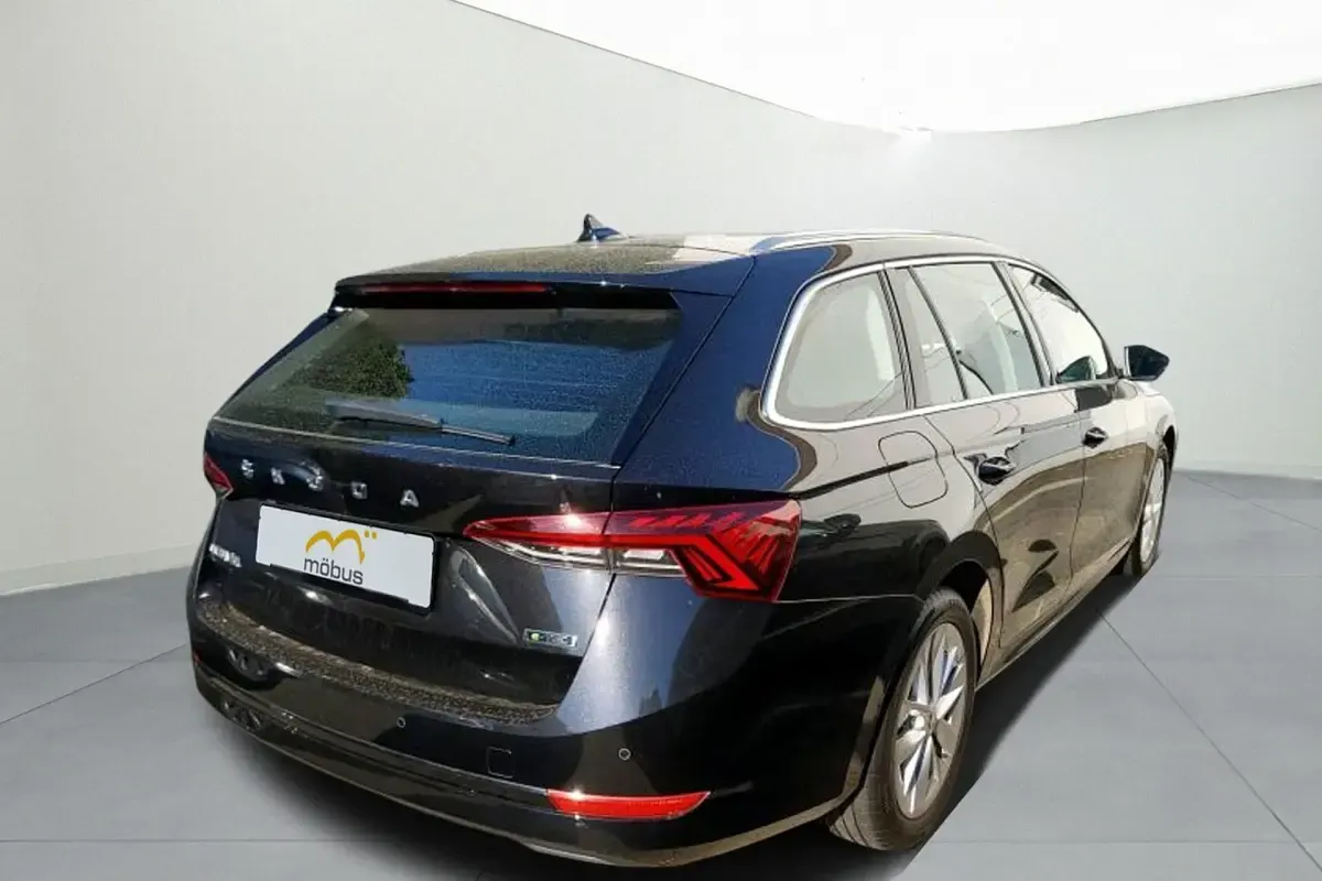 Gebraucht Skoda Octavia Style 150 PS (110 kW) 2024 Schwarz Kombi