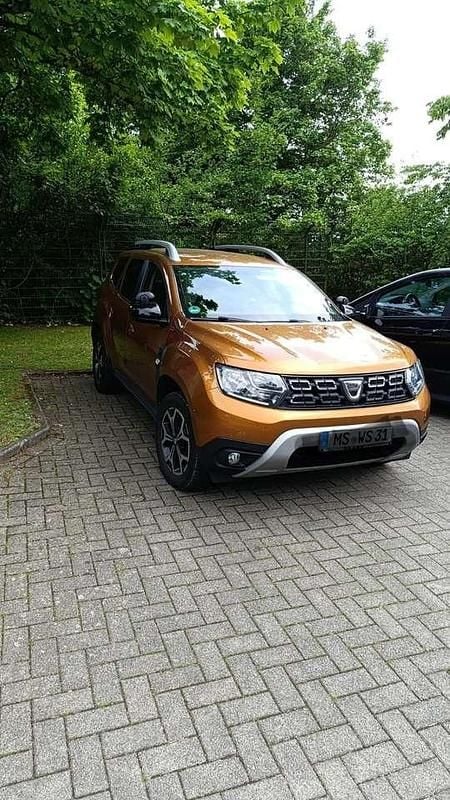 Gebraucht 2021 Dacia Duster Celebration SUV | 11.900 € (Superpreis) - Bild 1/3